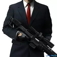 Ảnh 1 của Hitman Sniper Mod APK 1.7.276729 (Tiền/Đạn/Vũ Khí Mở) Sát thủ 47 đang chuẩn bị thực hiện nhiệm vụ bắn tỉa