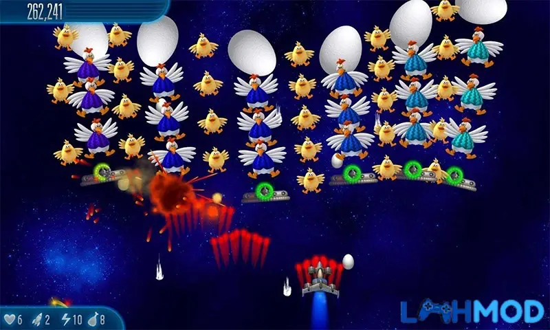 Ảnh 2 của Tải Chicken Invaders 5 MOD Apk 1.30 (Mở khóa) Màn hình giới thiệu Chicken Invaders 5 với phi thuyền đang bay
