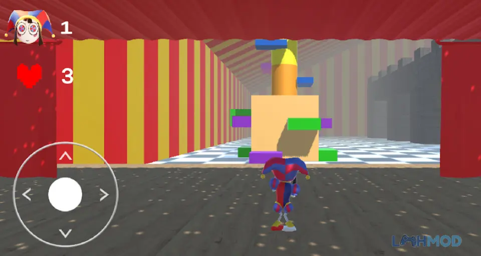 Ảnh 4 của Tải Digital Circus Pomni Jax Apk 0,0,5 cho Android iOs Pomni trong một căn phòng đầy màu sắc với các khối hình và giao diện người dùng hiển thị số tim