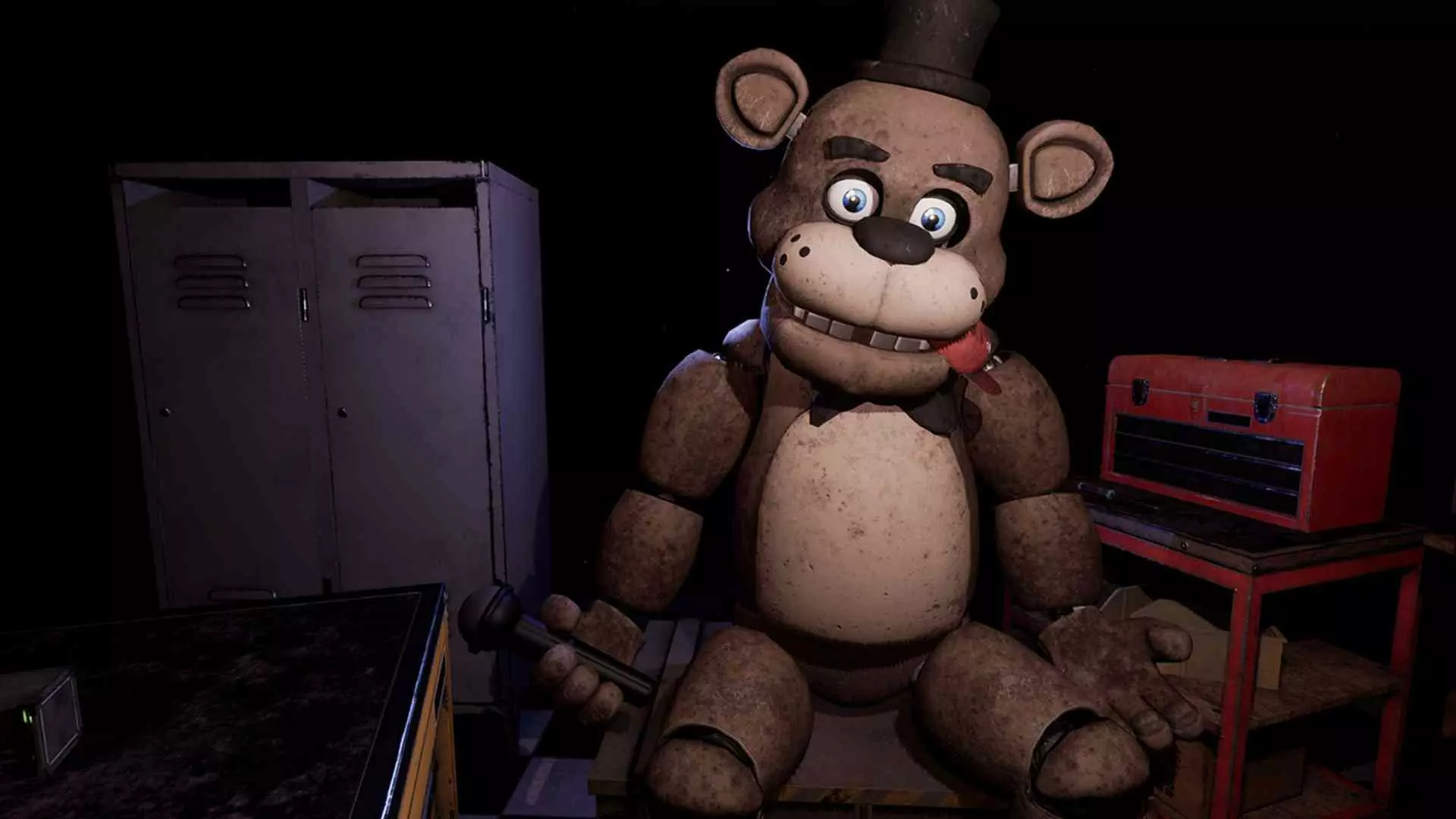 Ảnh 3 của Five Nights at Freddy’s Mod APK 2.0.3 (Menu, Vô Hạn Tiền, Mở Khóa) Cảnh jumpscare của animatronic Freddy trong game kinh dị