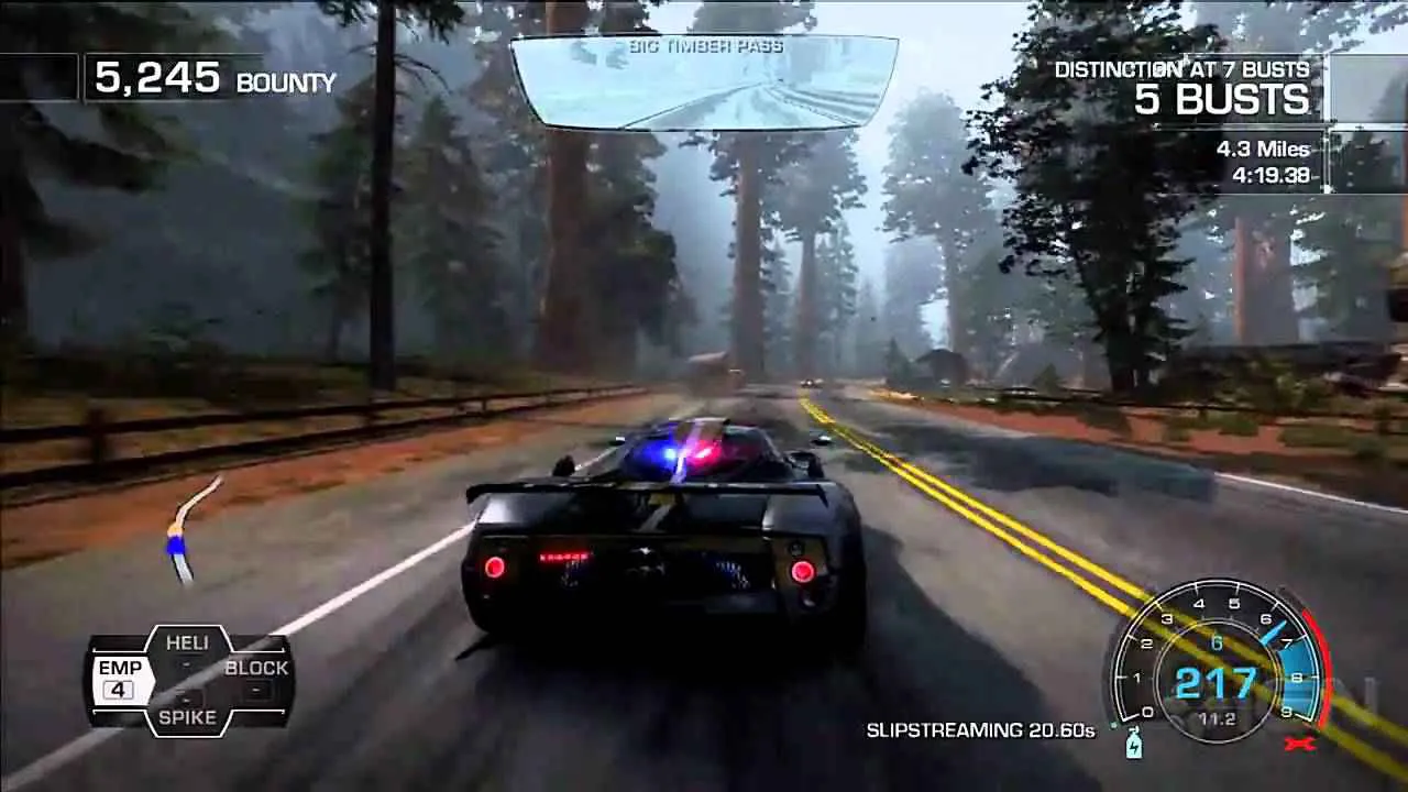 Ảnh 3 của Tải game Need for Speed Hot Pursuit Mod APK 2.0.28 (Mở Khoá Tất Cả Xe Ô Tô) Giao diện chọn xe và tùy chỉnh trong Need for Speed Hot Pursuit Mod