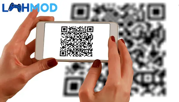 Ảnh 3 của QR & Barcode Scanner MOD APK 3.1.0 (Mở khóa Premium) Người dùng đang xem lịch sử quét mã trên ứng dụng QR & Barcode Scanner