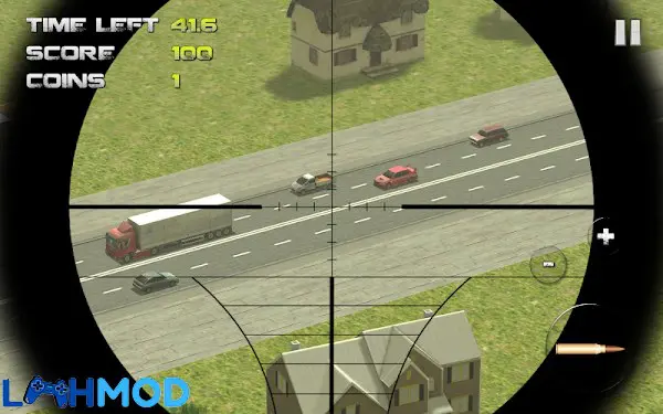 Ảnh 3 của Tải Sniper Traffic Hunter APK 2.5 cho Android iOS Alt text mô tả một chiếc xe bán tải đang chạy trên đường phố vào ban đêm với đèn pha sáng