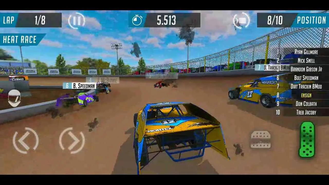 Ảnh 2 của Tải Dirt Trackin 2 Mod APK 1.8.4 (Mở Khóa Tất Cả) Cận cảnh chiếc xe đua đang tăng tốc trên đường đất