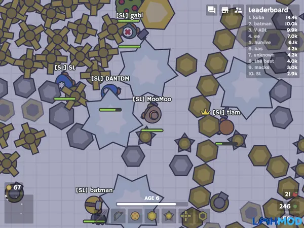 Ảnh 2 của Tải MooMoo.io Apk 1.0.2 cho Android, IOS Cảnh người chơi MooMoo.io đang chiến đấu bảo vệ căn cứ khỏi kẻ thù