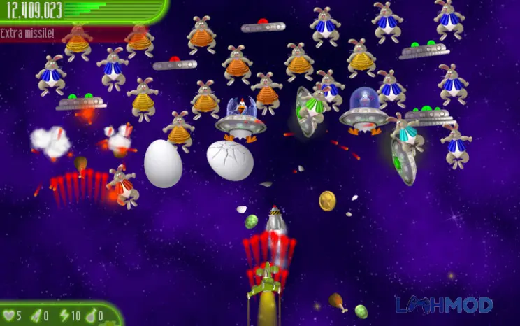 Ảnh 2 của Tải Chicken Invaders 1.3 – Game bắn gà Màn hình giao diện game Chicken Invaders với nhiều kẻ thù và vật phẩm