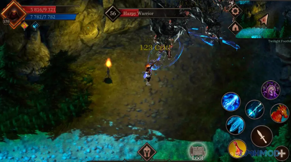 Ảnh 3 của Tải Vengeance RPG 2D Mod Apk 1.3.6.1 (Vô Hạn Vàng) cho Android iOs Giao diện điều khiển và các chỉ số nhân vật trong Vengeance RPG 2D