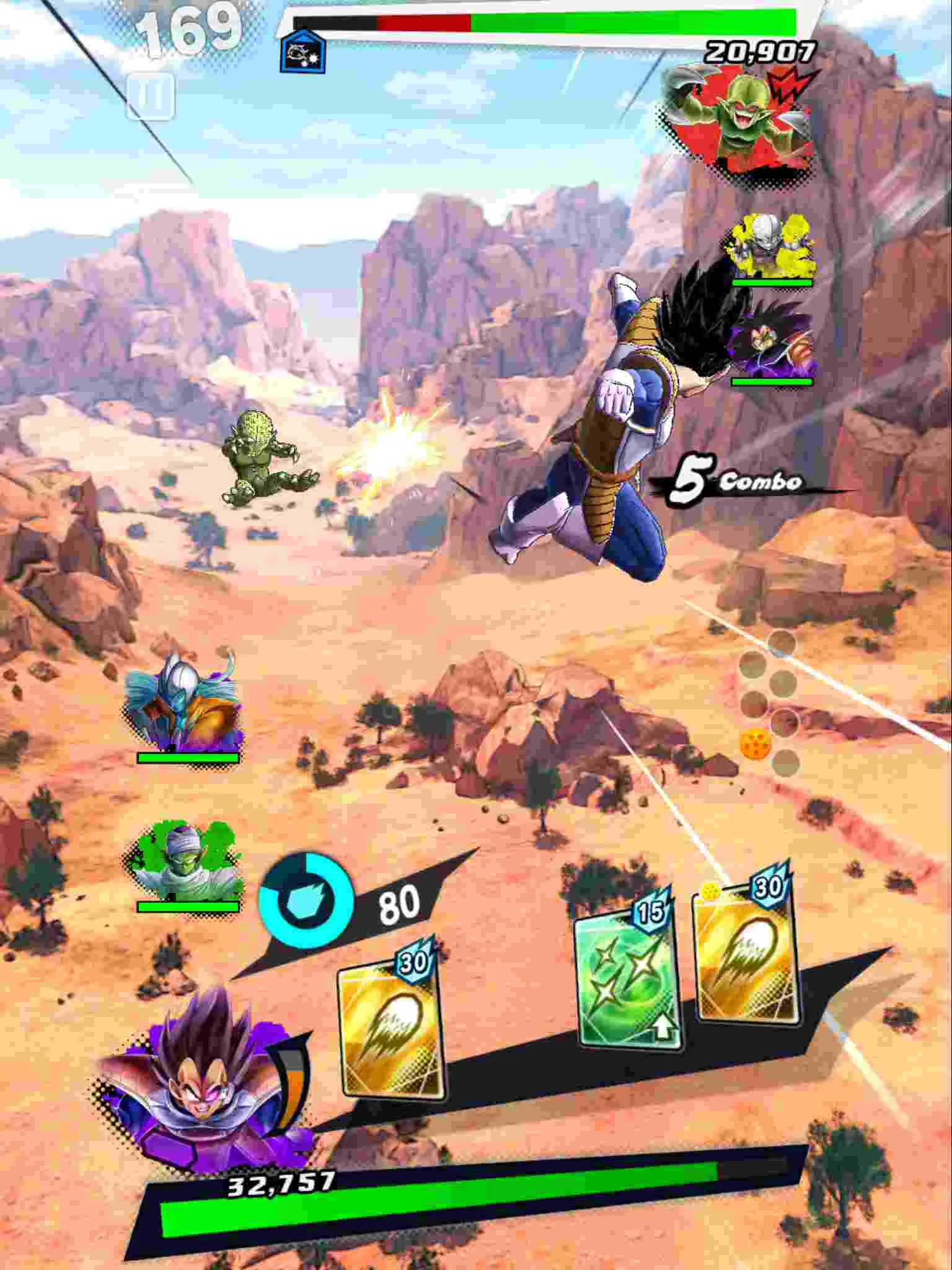 Ảnh 3 của DRAGON BALL LEGENDS Mod APK 4.21.1 (Menu/One Hit Kill/God Mode) Một trận đấu kịch tính đang diễn ra giữa các chiến binh trong DRAGON BALL LEGENDS