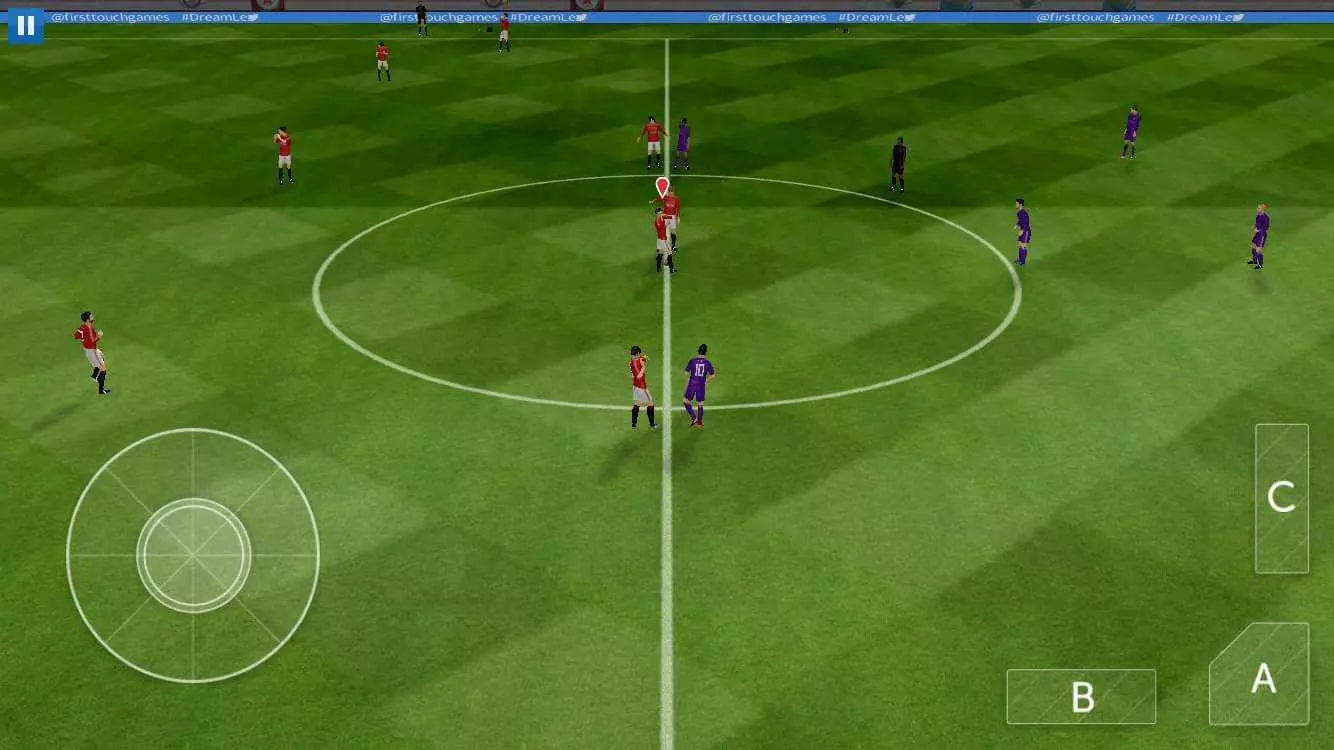 Ảnh 4 của Dream League Soccer Mod APK ( Tiền, Đội Hình Việt Nam) 12.250 Cầu thủ Dream League Soccer đang ăn mừng sau khi ghi bàn
