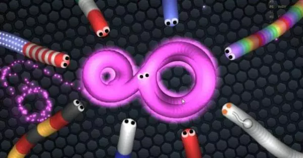 Ảnh 4 của Tải Hack Slither.io Mod APK V1.6.2 (Không Quảng Cáo) Màn hình hiển thị các tính năng mod của Slither.io