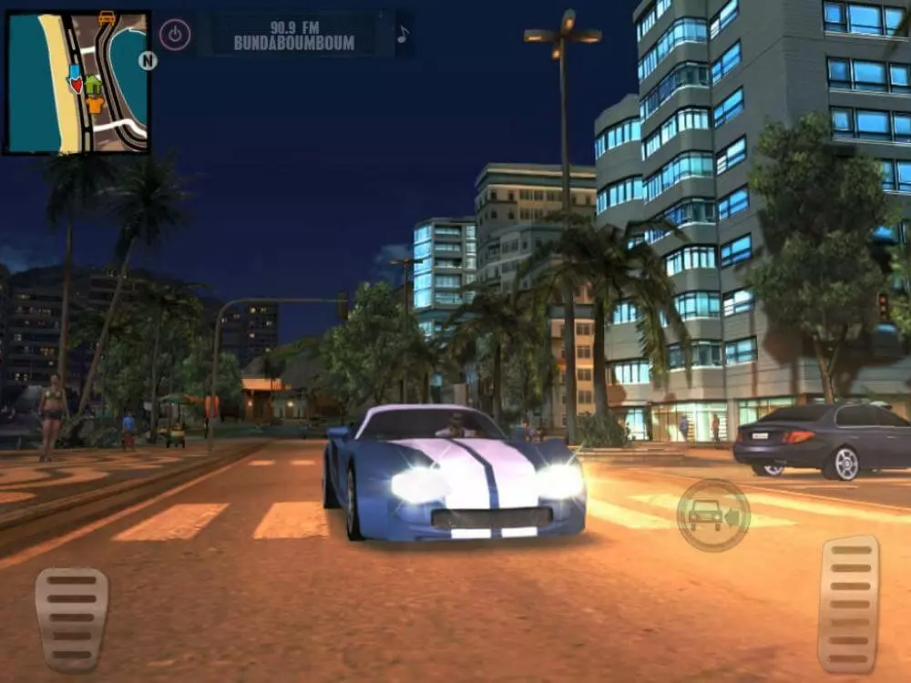 Ảnh 4 của Tải game Gangstar Rio: City of Saints Mod APK 1.2.2b (Vô hạn tiền) Giao diện chiến đấu trong Gangstar Rio City of Saints Mod với hiệu ứng cháy nổ